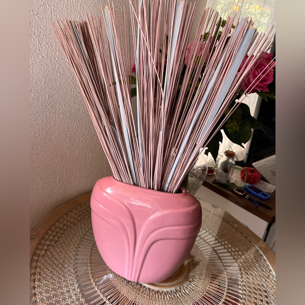 Royal Haeger Retro art deco pink ribbed draped oval ceramic vase 90s 80s